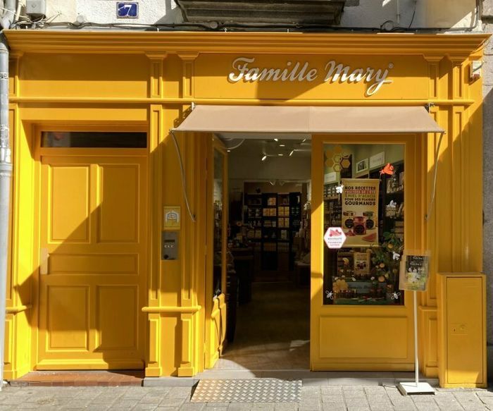 Découvrez les richesses de la ruche dans les boutiques Famille Mary, Boutique Famille Mary Rennes, Rennes