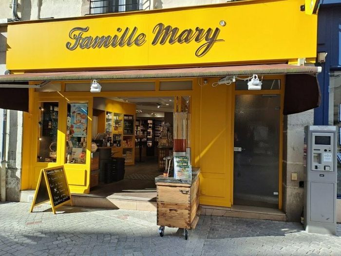 Découvrez les richesses de la ruche dans les boutiques Famille Mary, Boutique Famille Mary Rouen, Rouen