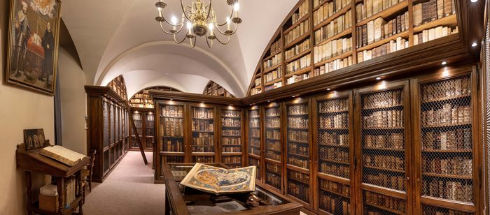 Découvrez l’une des plus anciennes bibliothèques de Strasbourg, Médiathèque protestante du Stift, Strasbourg