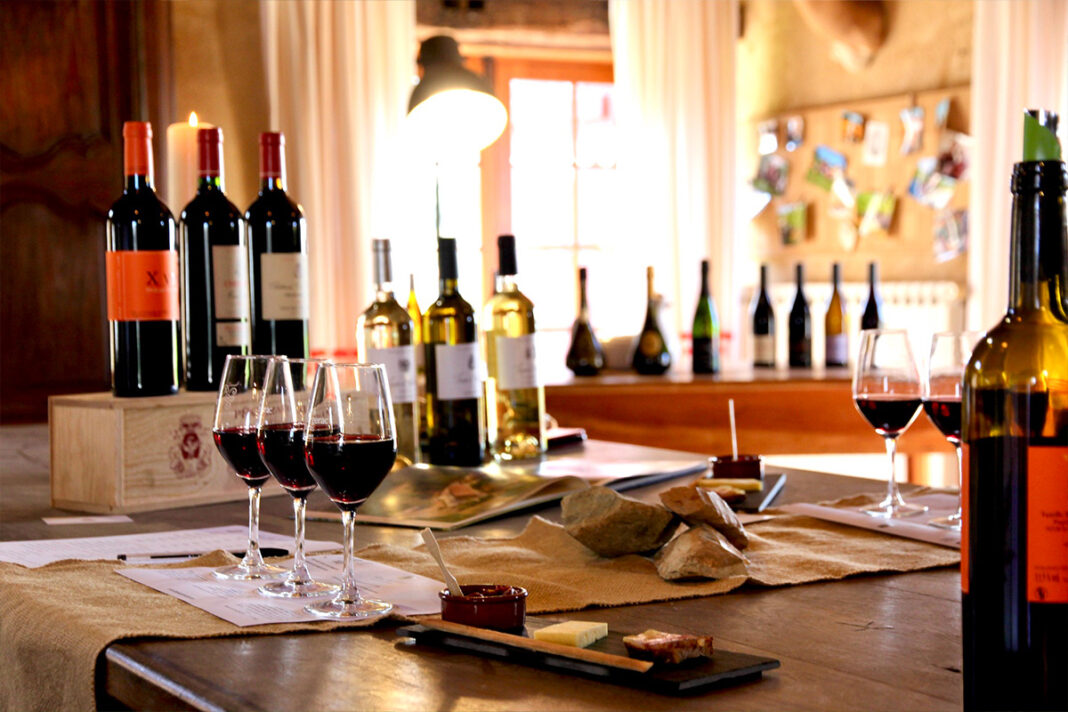 Dégustation accords mets et vin | Château Terre Vieille Saint-Sauveur