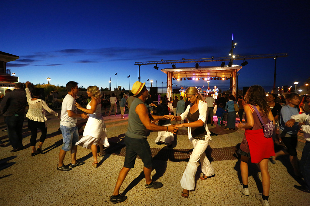 Démonstration et initiation de danse Biscarrosse