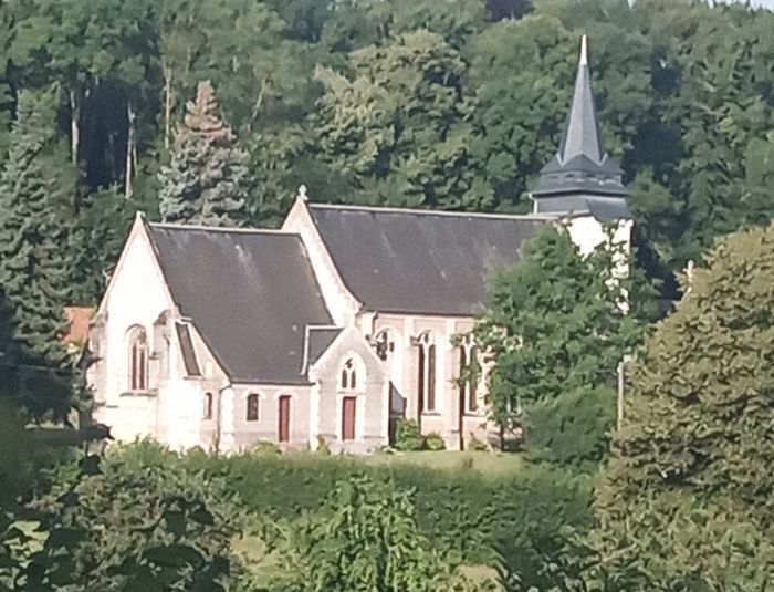 Eglise St Pierre, 2 rue de la place 80132 Huchenneville, Huchenneville