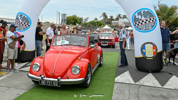 Élégance sur le Port – Expositions, animations autour des véhicules d&rsquo;époque, Port Lislet-Geoffroy, Saint-Pierre