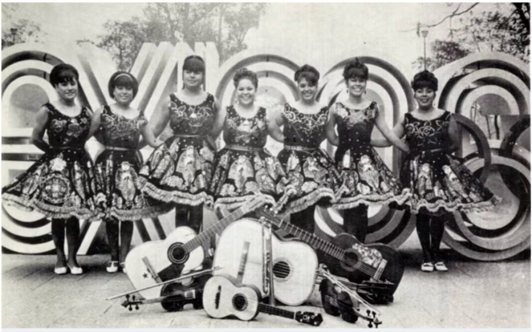Expo Photo – Femme Mariachi à travers l&rsquo;histoire Galerie l&rsquo;Esprit d&rsquo;Escalier Paris