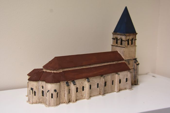 Exposition de peintures et de maquettes des églises de la Nièvre, Église Saint-Symphorien de Chaluzy, Saint-Éloi