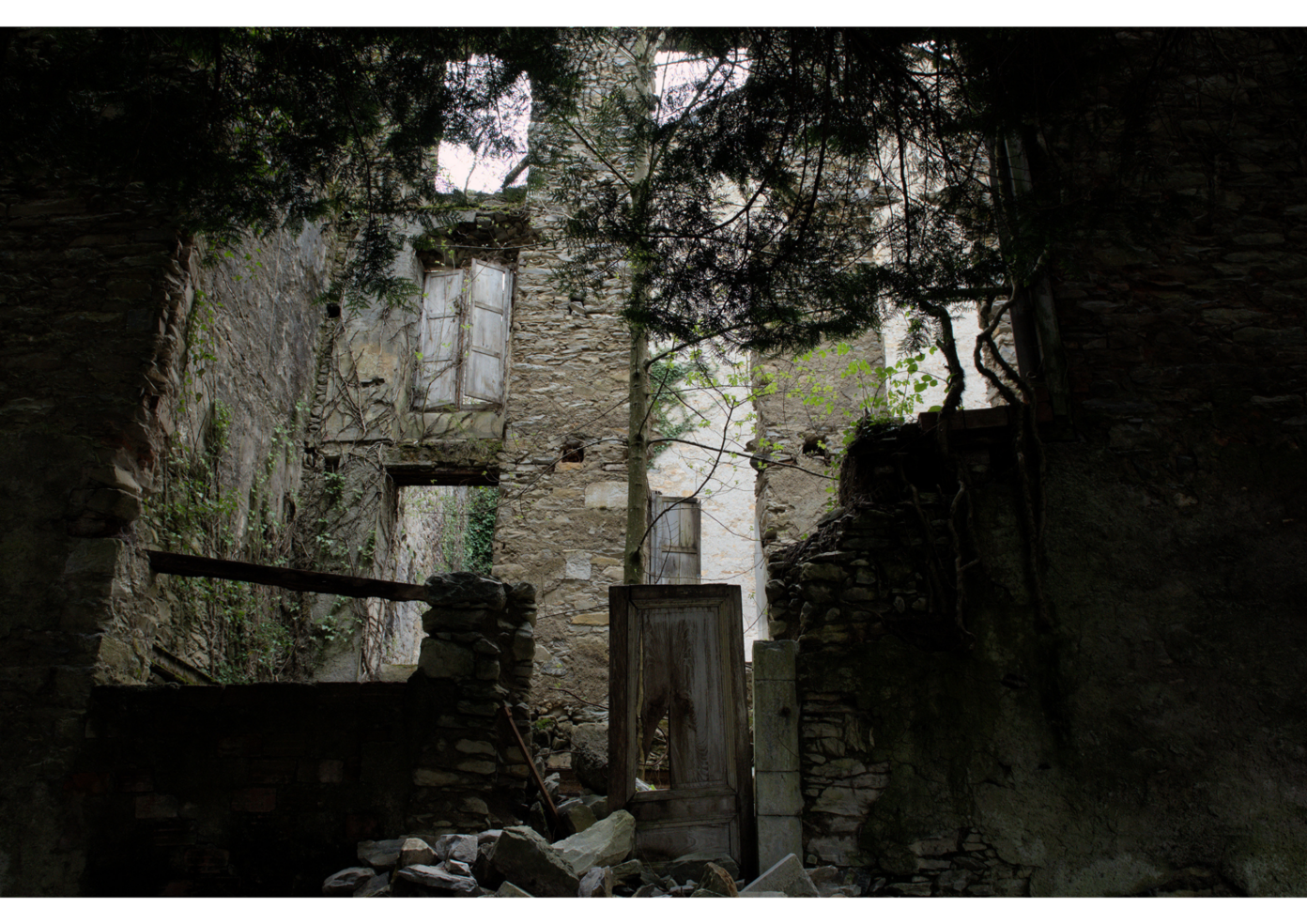 Exposition Entre images et mots  Eaux-Bonnes