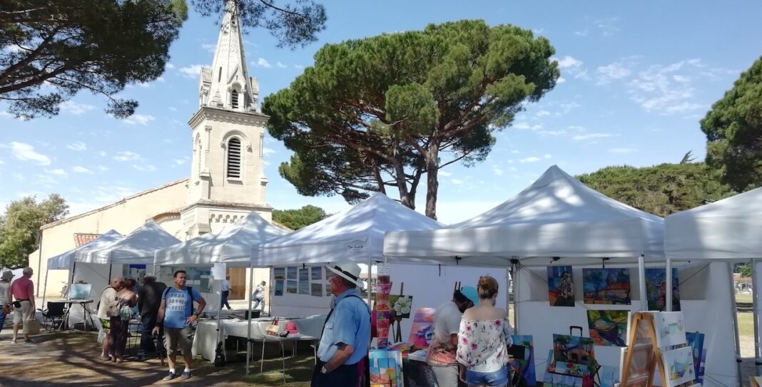 Exposition et démonstrations d’artistes girondins Devant l’église St Eloi Andernos-les-Bains