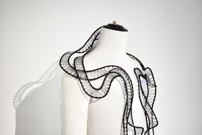 Exposition « Paraître : parure, costume, ornement » à la Maison des Métiers d’Art et du Design, Maison des Métiers d’Art et du Design, Moulins