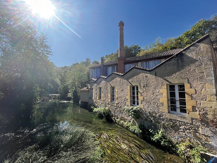 Exposition photographique « Le moulin à travers le temps », Moulin de la Rouzique, Couze-et-Saint-Front