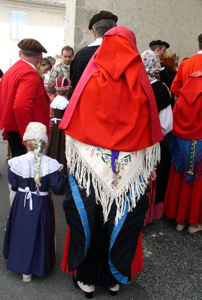 Exposition « Pièces et costumes ossalois
