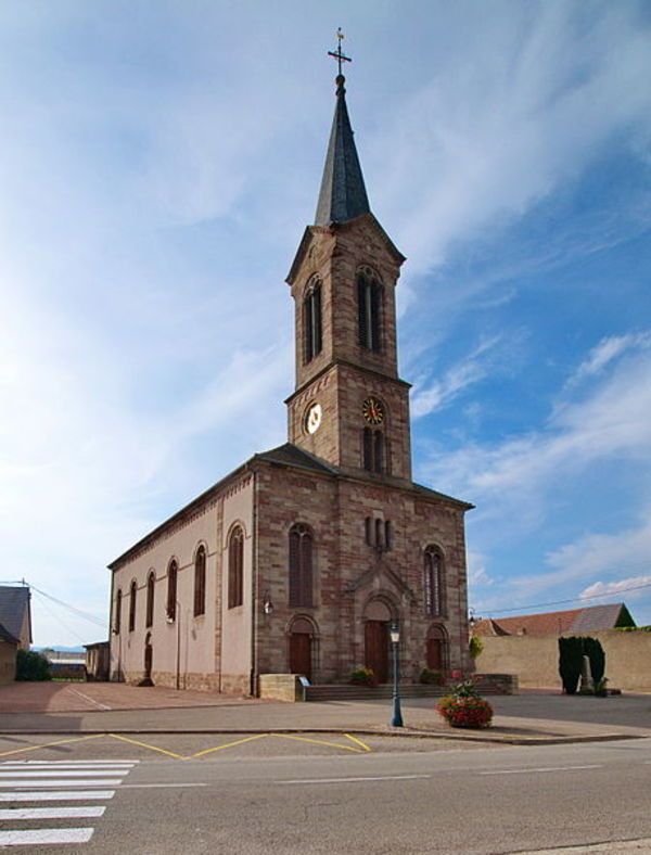 Exposition sur la construction et l’architecture de l’église, Église catholique Sainte-Lucie, Niederhergheim