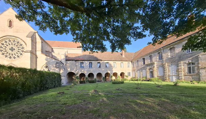 Exposition sur l’histoire de l’abbaye et l’ordre cistercien, Église abbatiale, Lachalade