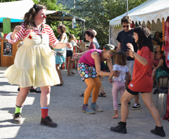 FESTIVAL DU CLOWN BAL DES ENFANTS Barjac