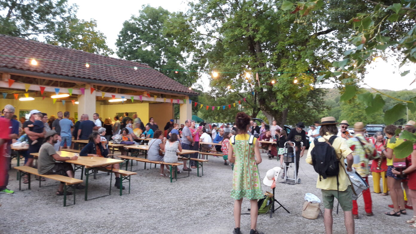 Fête Votive à Corn Corn