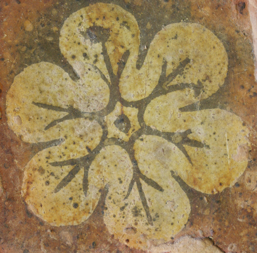 Fleur, basilic ou chevalier ? Atelier vacances Place Philibert-de-Chalon Lons-le-Saunier