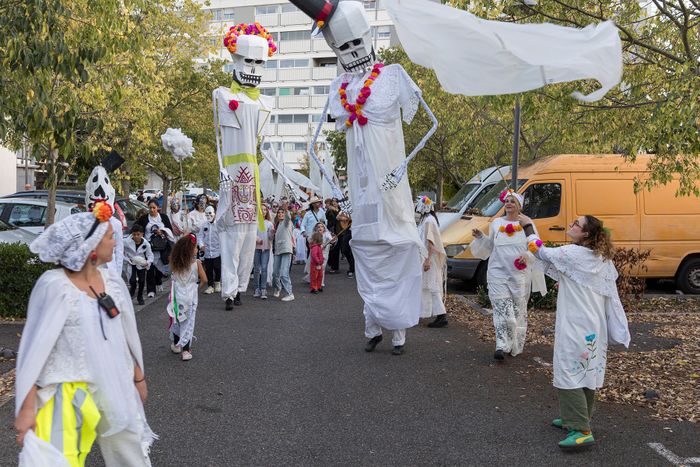 Grande fête mortelle !, Le Kiwi (Place Jean Jaures), Ramonville-Saint-Agne