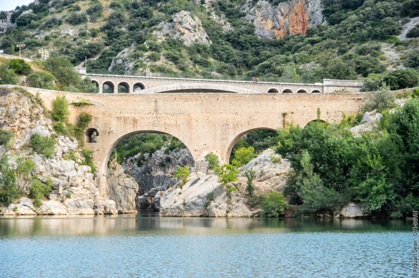 HISTOIRE, LÉGENDES ET SAVEURS AU PONT DU DIABLE Aniane