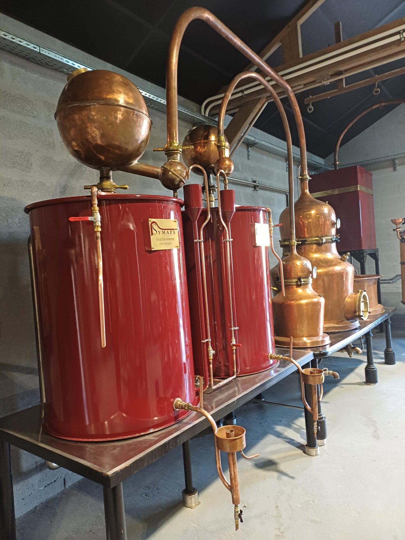 Ici, nos savoir-faire Visite de la distillerie Benoît Serres Distillerie Benoît Serres La Réole