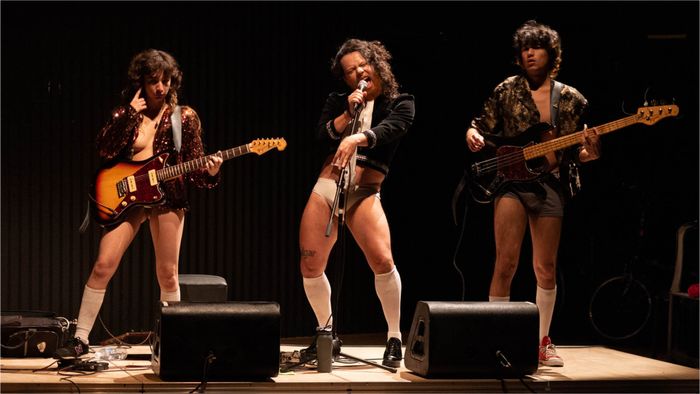 Janaina Leite | História do Olho, Théâtre du Loup, Les Acacias