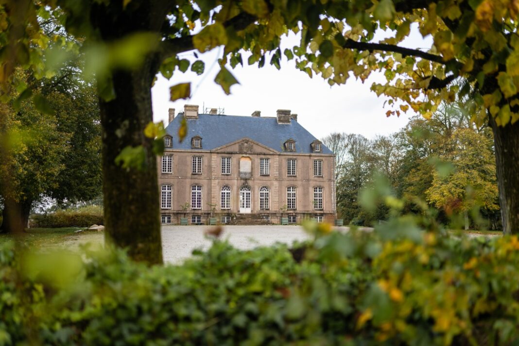 JEP Visite libre du parc du château Carneville