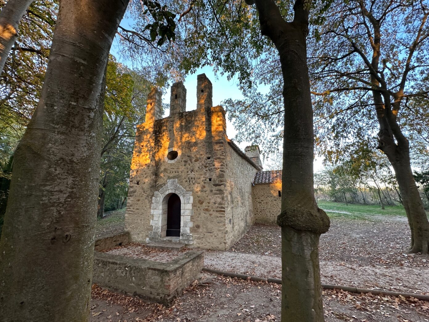 JOURNEES DU PATRIMOINE VISITE DE SAINTE COLOMBE DE CABANES Saint-Génis-des-Fontaines