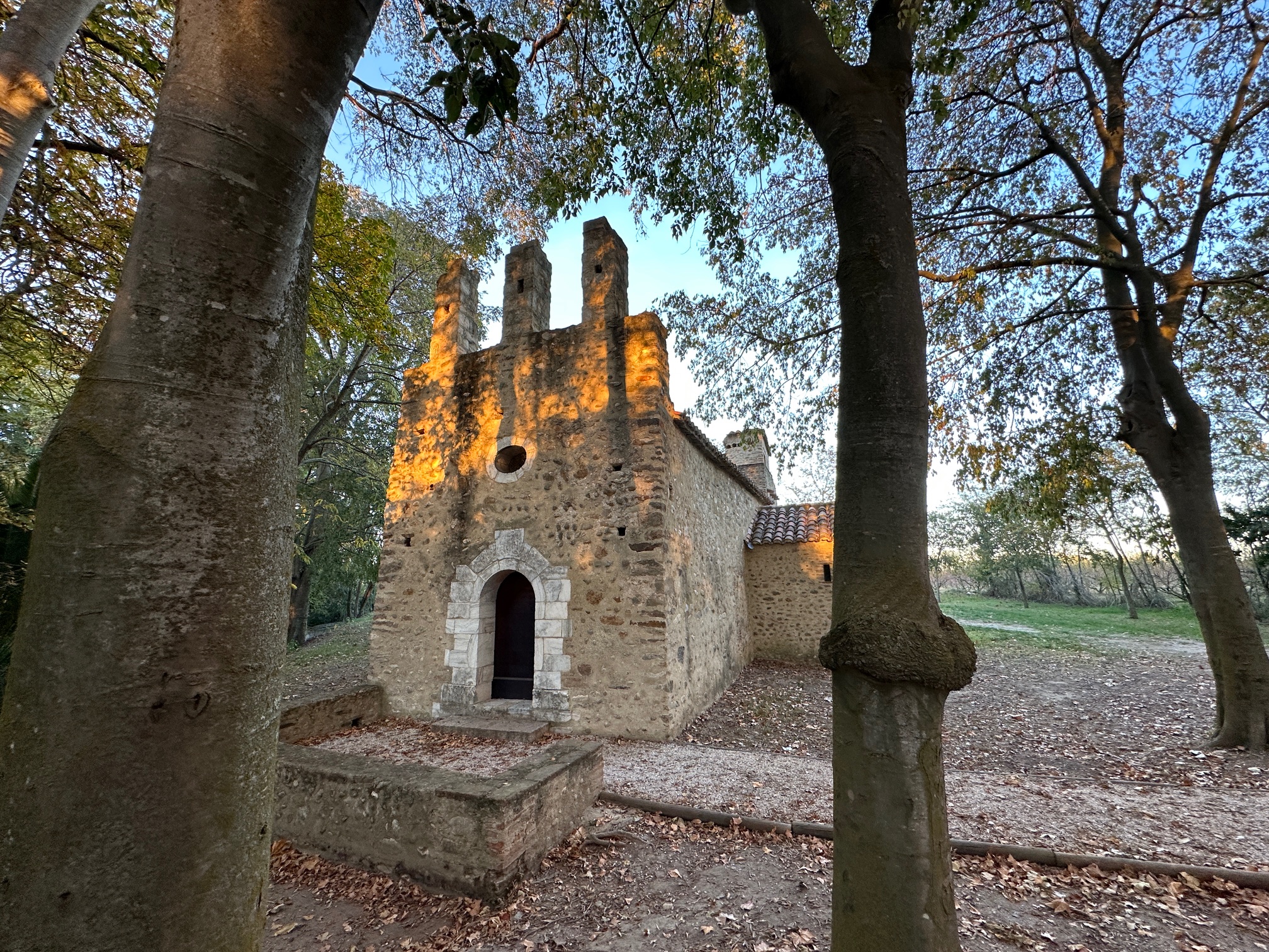 JOURNEES DU PATRIMOINE VISITE DE SAINTE COLOMBE DE CABANES  Saint-Génis-des-Fontaines