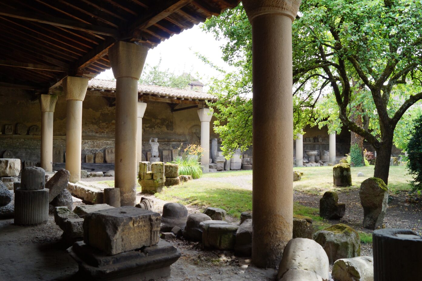 Journées Européennes du Patrimoine Balade antique dans le quartier monumental d’Augustodunum Jardin Lapidaire Autun