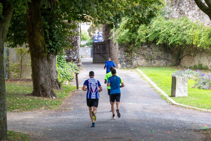 La Citadine : trail urbain : sport, patrimoine et gourmandises, Stade Métayer, Bressuire