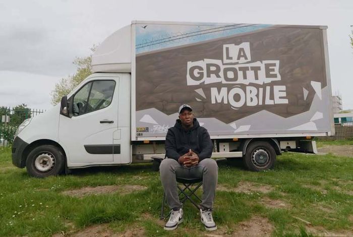 La grotte mobile passe par Malakoff Place Rosa Parks Nantes