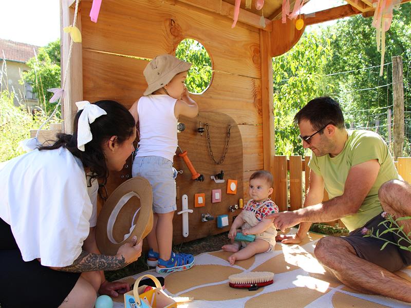 La matinée des bébés, histoire et exploration des cabanes  Vauquois