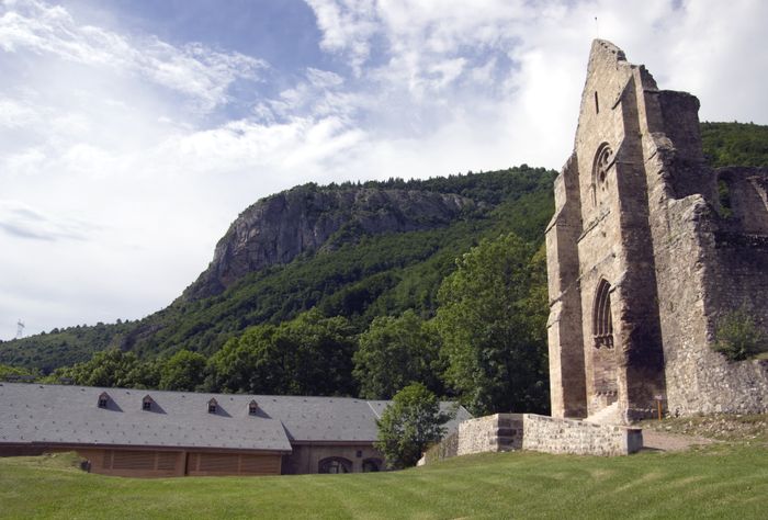 L&rsquo;abbaye d&rsquo;Aulps, un patrimoine sauvé par une poignée d&rsquo;hommes, Abbaye d&rsquo;Aulps – Domaine de Découverte de la Vallée d&rsquo;Aulps, Saint-Jean-d&rsquo;Aulps