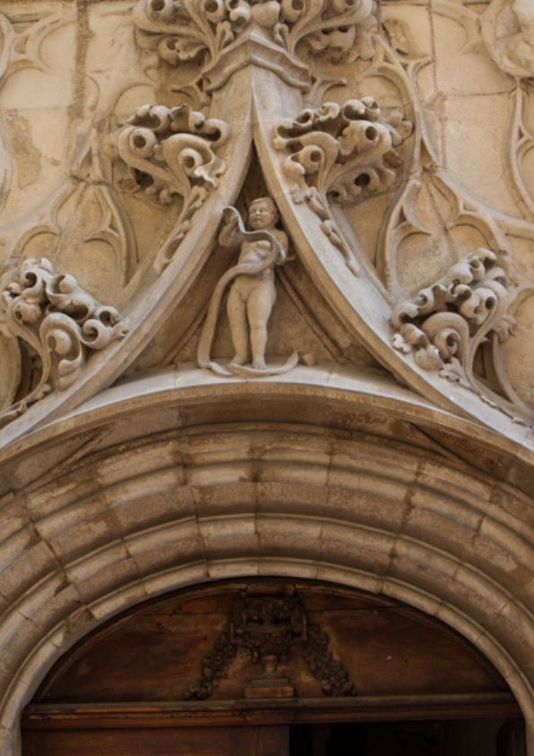 Le centre historique au détail, Maison des Têtes, Valence
