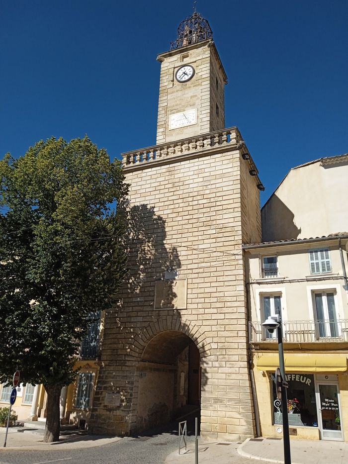 Le Jacquemard de Lambesc, Jacquemard, Lambesc