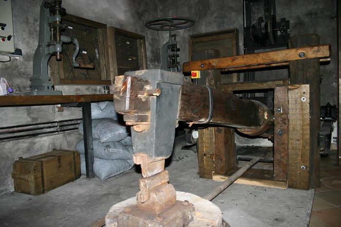 "Le réveil de la forge" : renaissance d'un savoir-faire Espace Saint-Eloi Séez