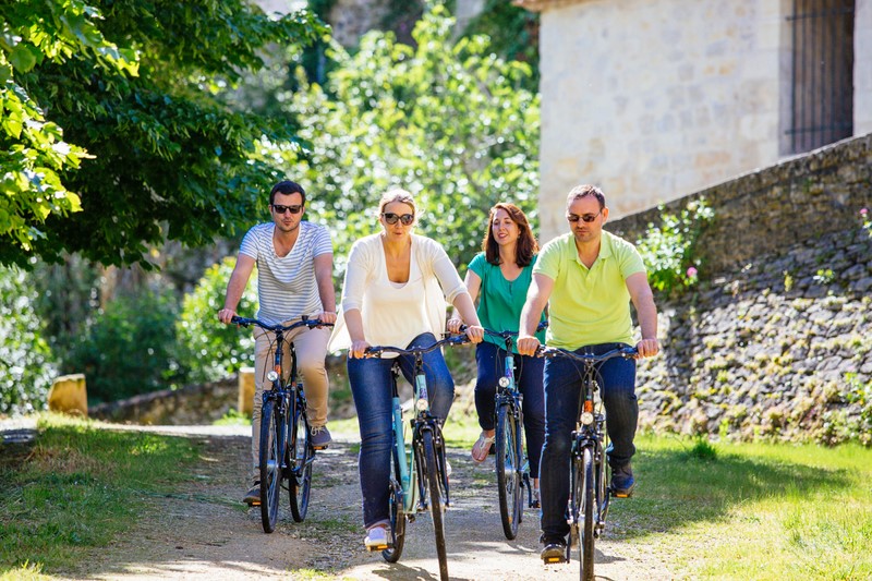Les balades touristiques A vélo tout est plus beau  Fargues