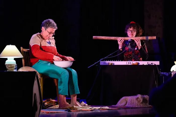 Les Mains de ma Mère, Médiathèque Ducarin, Comines
