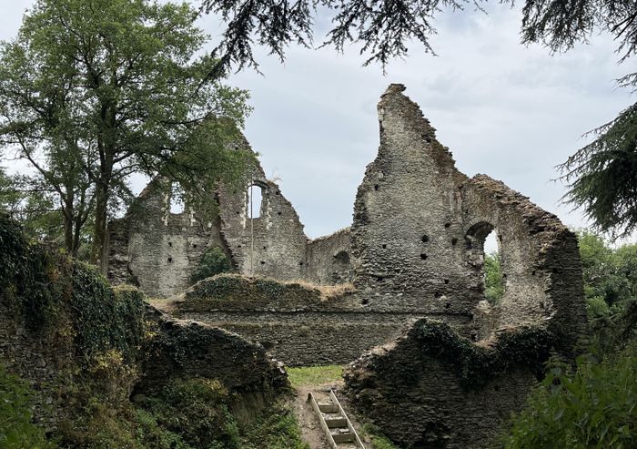 Les seigneurs d’Oudon, d’un château l’autre Archives départementales de Loire-Atlantique Nantes
