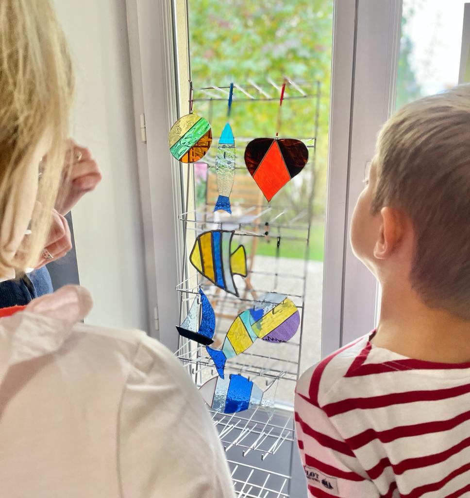 Les Toiles de Verre Ateliers autour du vitrail Trouville-sur-Mer