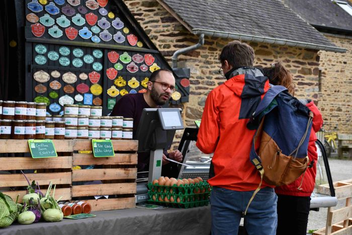 Marché de la Bintinais, Route de Châtillon sur Seiche 35200 Rennes, Noyal-Châtillon-sur-Seiche