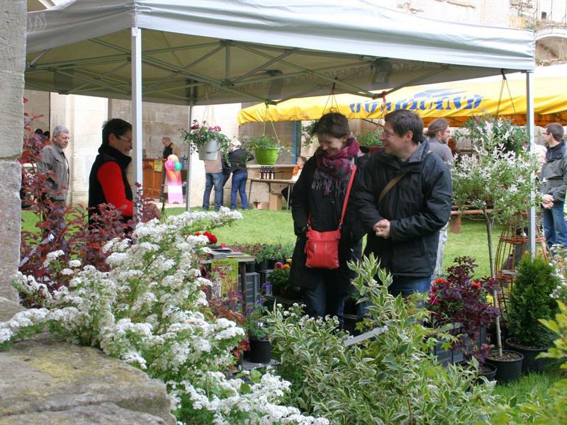 Marché de terroir à l&rsquo;Abbaye de Jovilliers Entre Juvigny-en-Perthois et Ménil-sur-Saulx Stainville