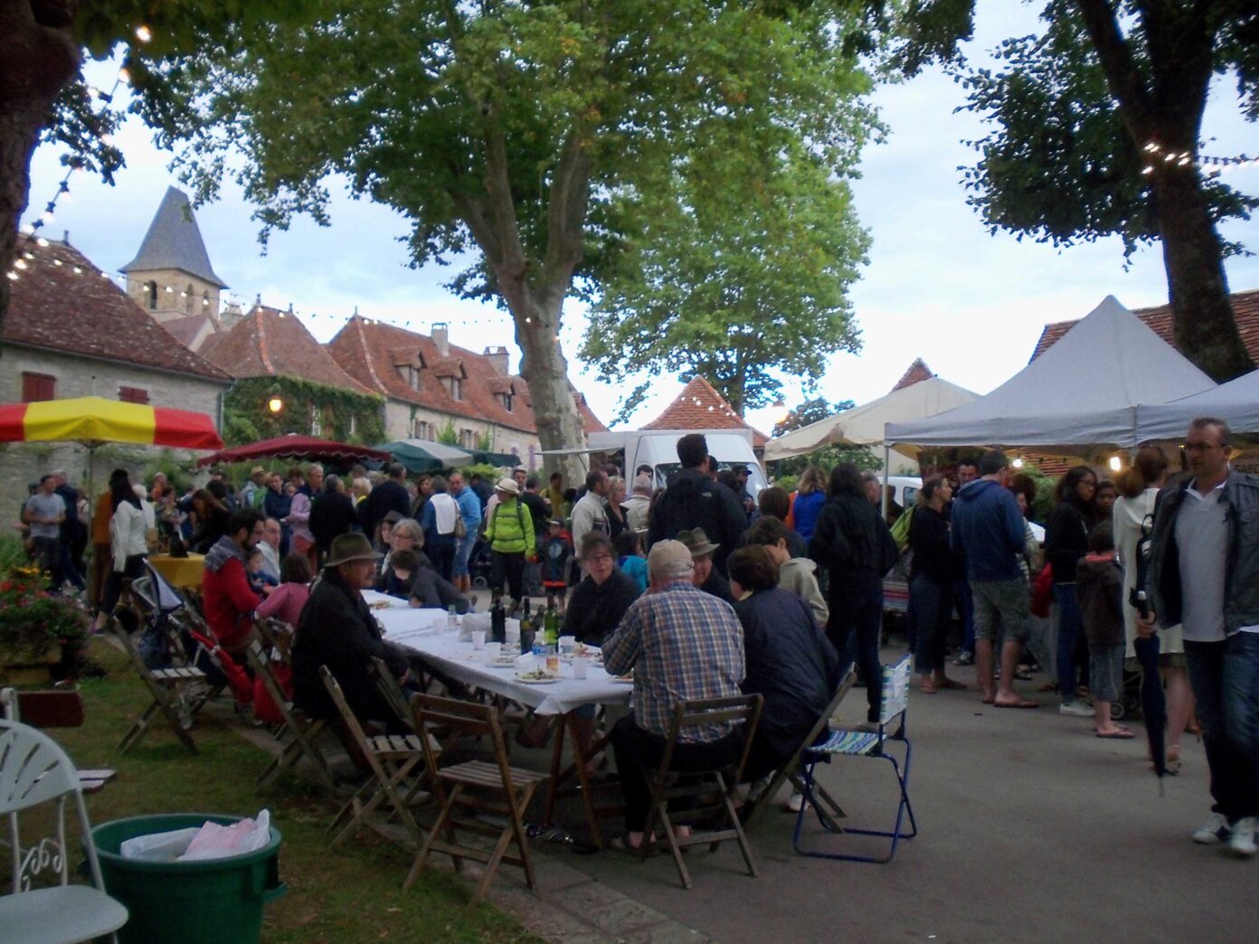 Marché Gourmand à Loubressac  Loubressac