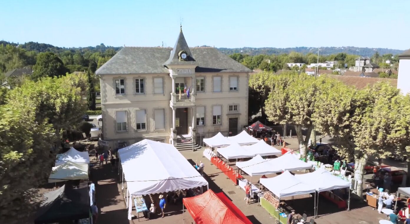 Marché hebdomadaire Esplanade Bizanos