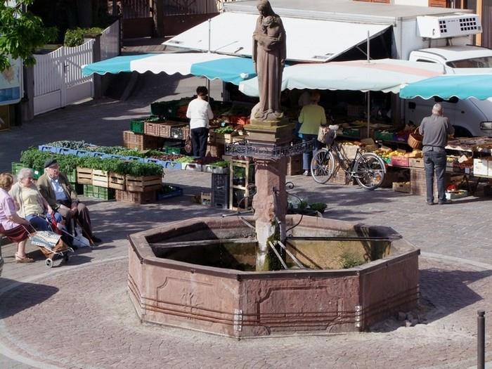 Marché hebdomadaire  Châtenois