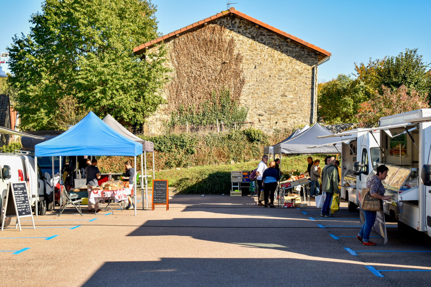 Marché hebdomadaire de Bosmie l’Aiguille Bosmie-l’Aiguille
