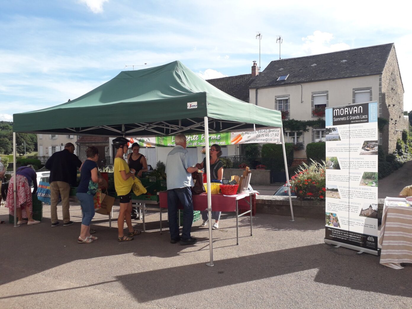 Marché Hebdomadaire de Brassy Brassy