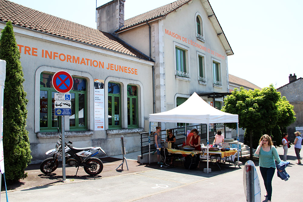 New in Px Maison de la Jeunesse Périgueux