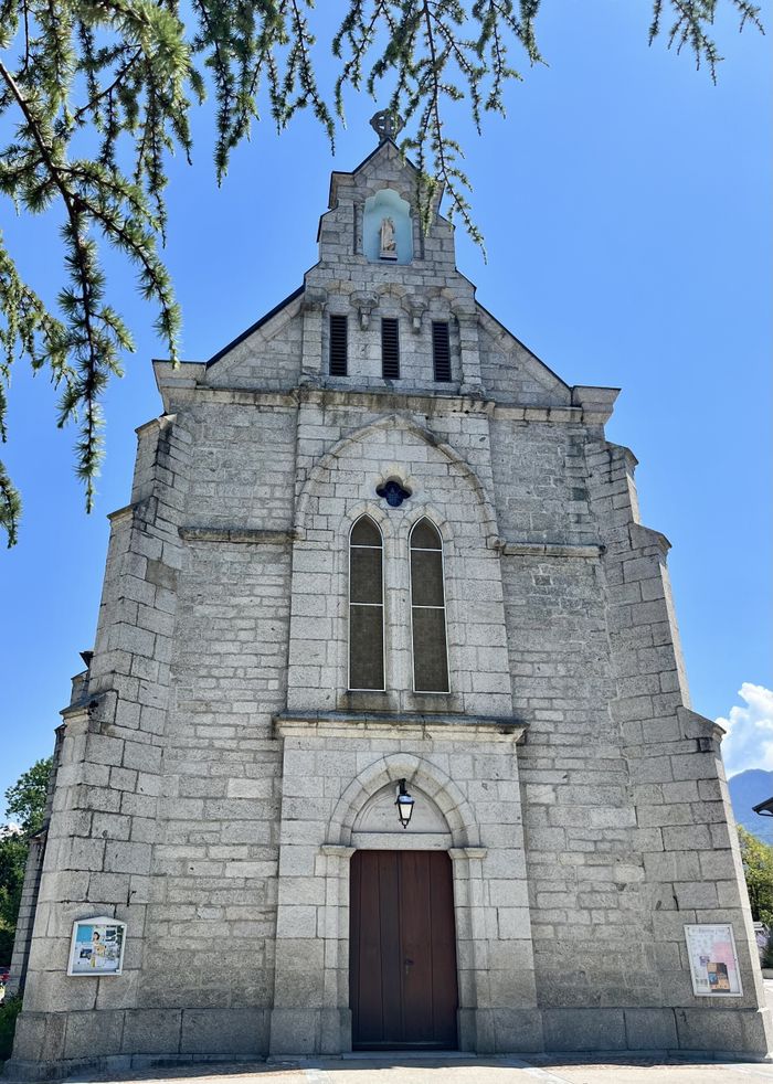 Parcours : VITRAUX, les couleurs de la lumière, Eglise Saint-Christophe, Amancy