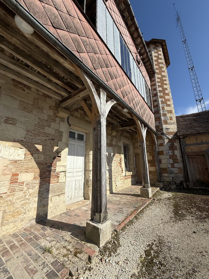 Participez à un atelier sur la taille de pierre, Manoir de Montreuil-sur-Barse, Montreuil-sur-Barse