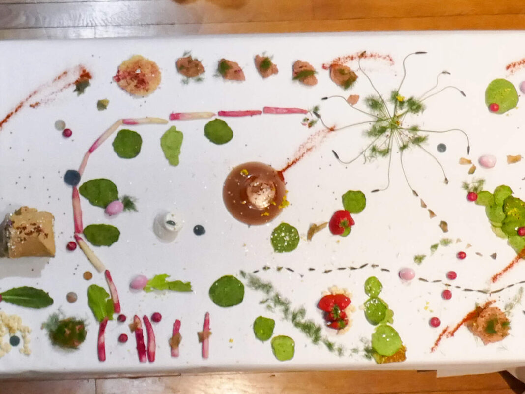 Performance culinaire par Lei Saïto Galerie Georges Pompidou Anglet