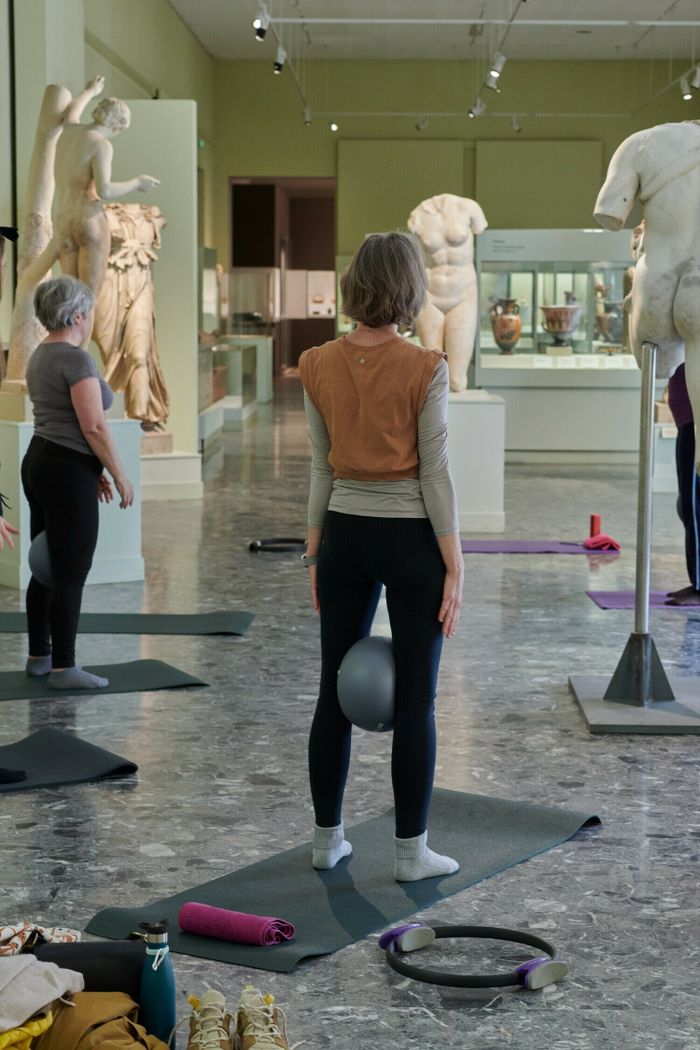 Pilates face aux œuvres Musée d'art et d'histoire Genève